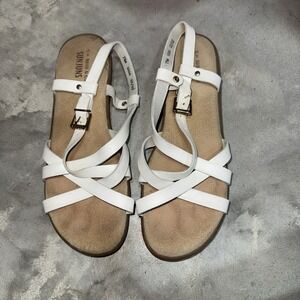 G. H. Bass SunJuns Women's 7.5 M White Leather Sandal Strappy Buckle Comfort